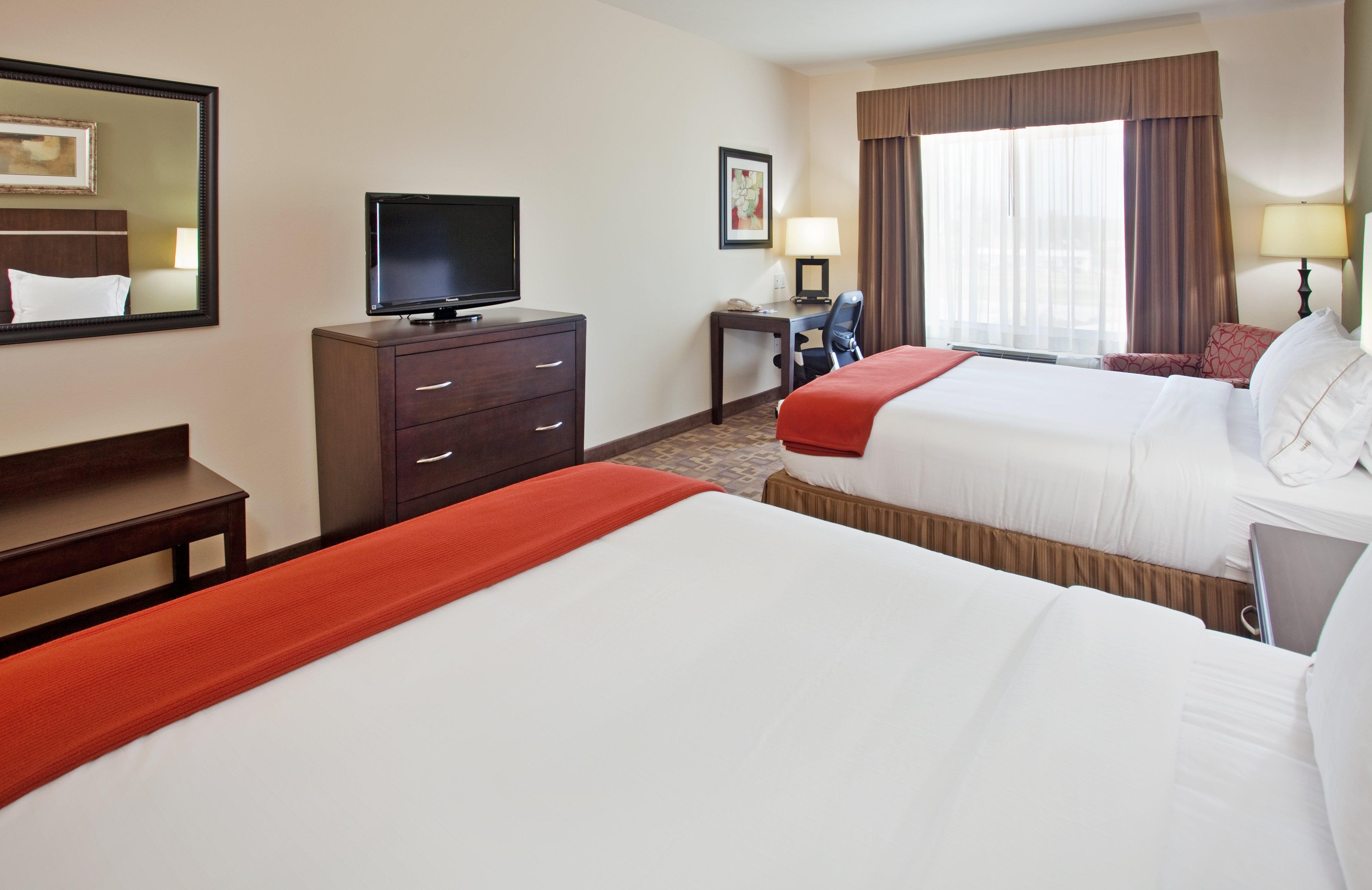 Holiday Inn Express & Suites North Топіка Екстер'єр фото