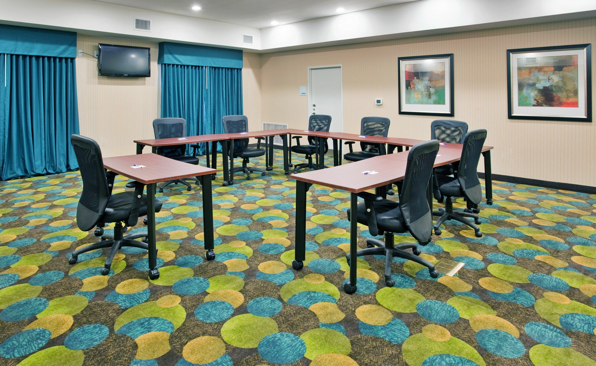 Holiday Inn Express & Suites North Топіка Екстер'єр фото